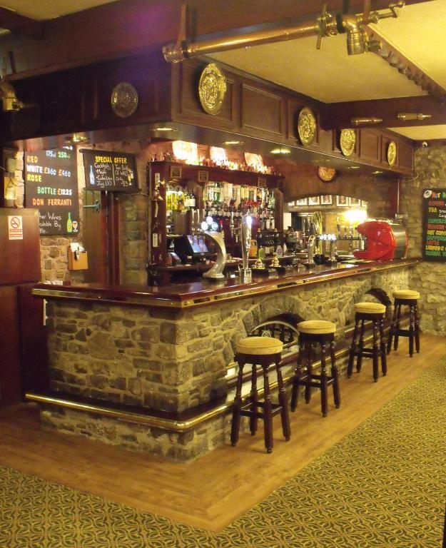 St Mary'S Hotel Golf & Country Club Pencoed Екстер'єр фото