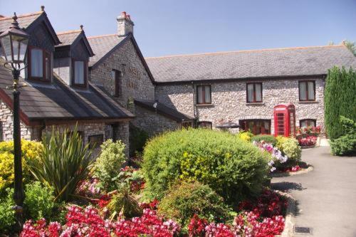 St Mary'S Hotel Golf & Country Club Pencoed Екстер'єр фото